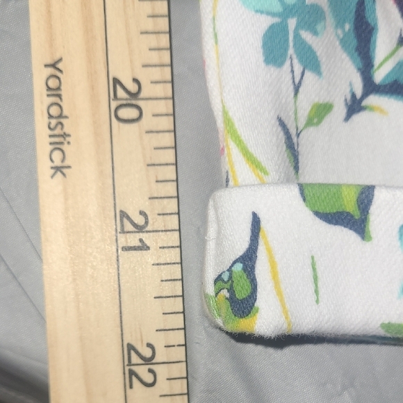 White W Colorful Floral Print Capri Stretchy Jeggings Whimsical Garden Fairy - Picture 9 of 10